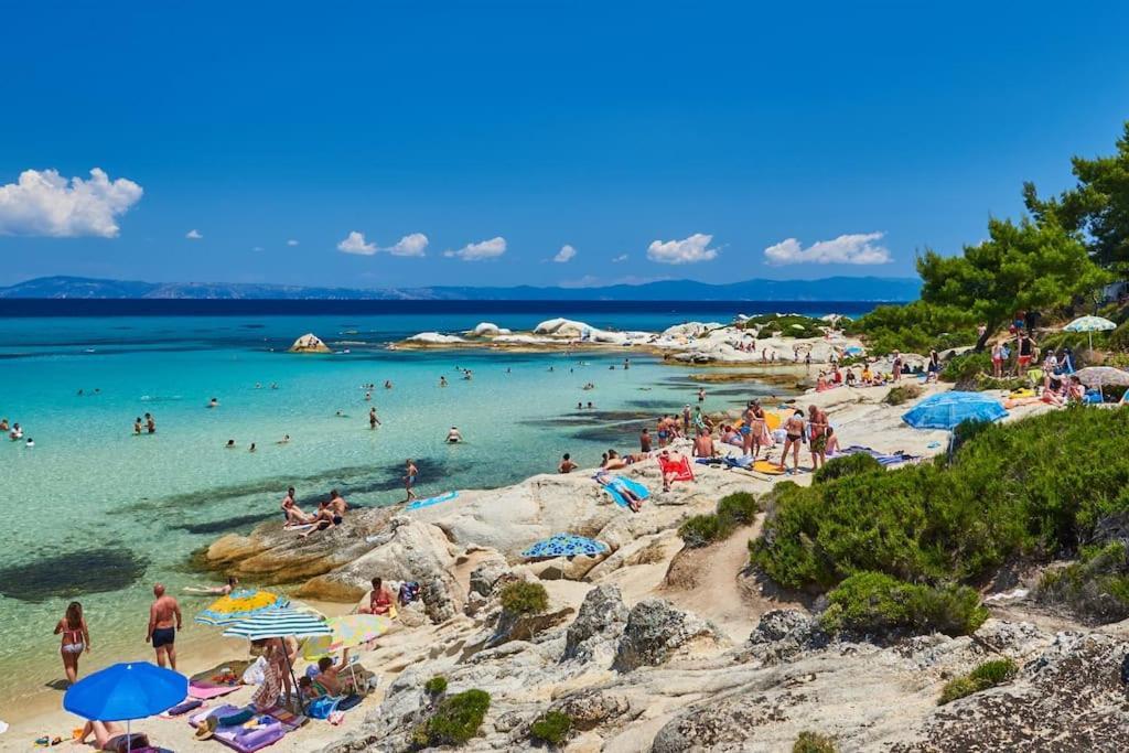 Traditionelles Appartement Athos Shadow Am Meer Paralia Sikias Bagian luar foto