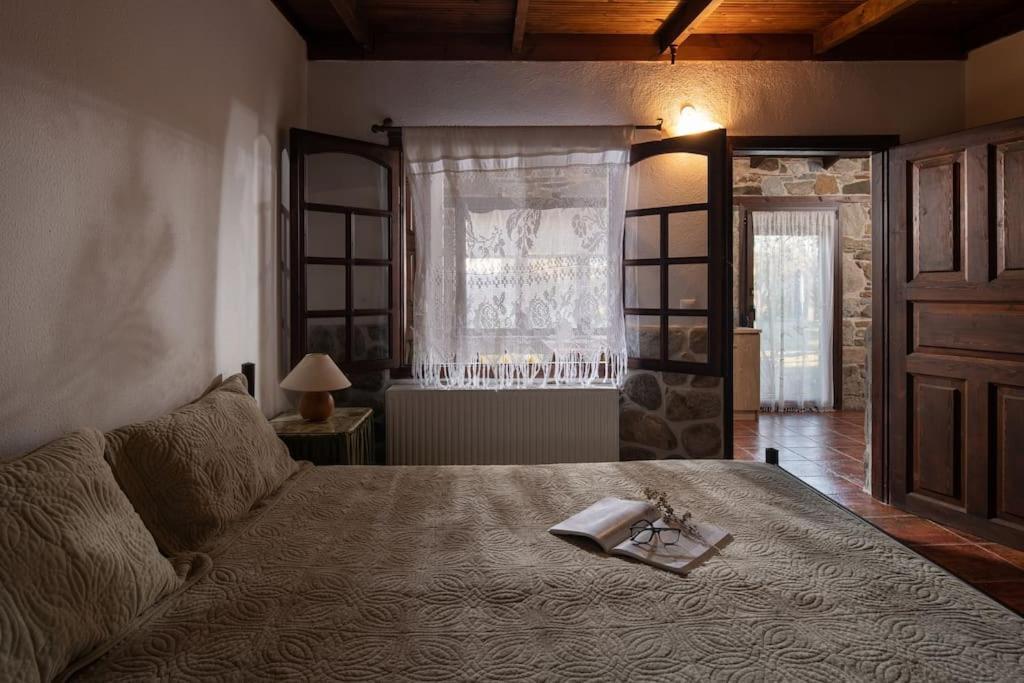 Traditionelles Appartement Athos Shadow Am Meer Paralia Sikias Bagian luar foto